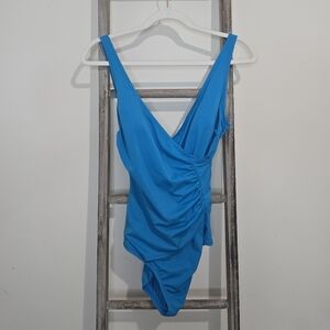 ⭐️40% off ⭐️ Jantzen Classics Aqua One Piece Swimsuit